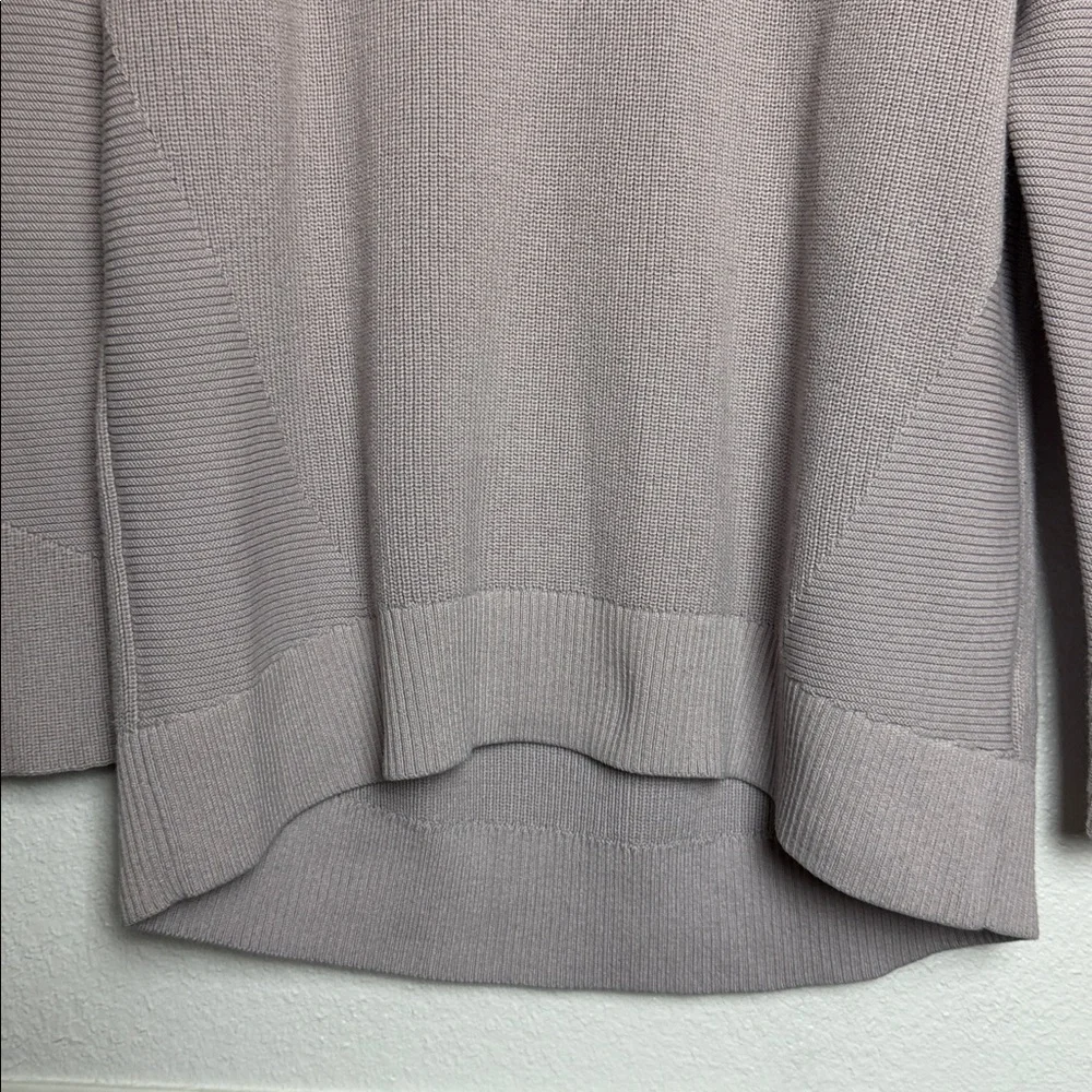 Athleta Hanover Lavender V-Neck Sweater Ribbed Hi-Low Large